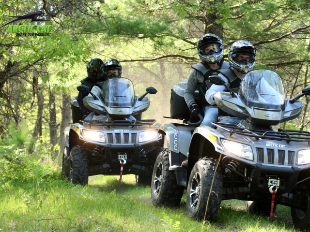 Arctic Cat TRV 1000